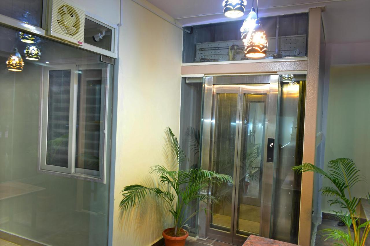 B R Inn บังกาลอร์ ภายนอก รูปภาพ
